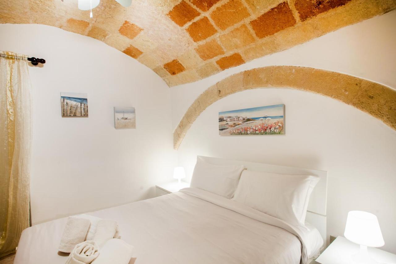 Monopoli Heartbeat - Apartment 200M From Sea Exterior foto